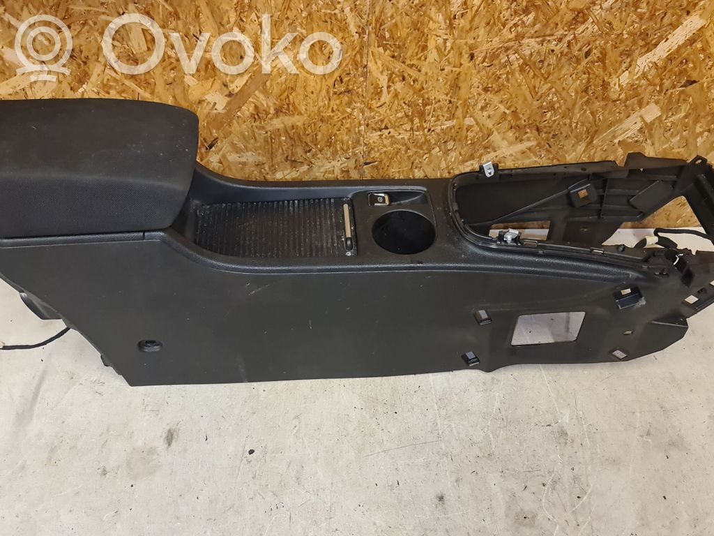 Opel Astra J Reposabrazos 