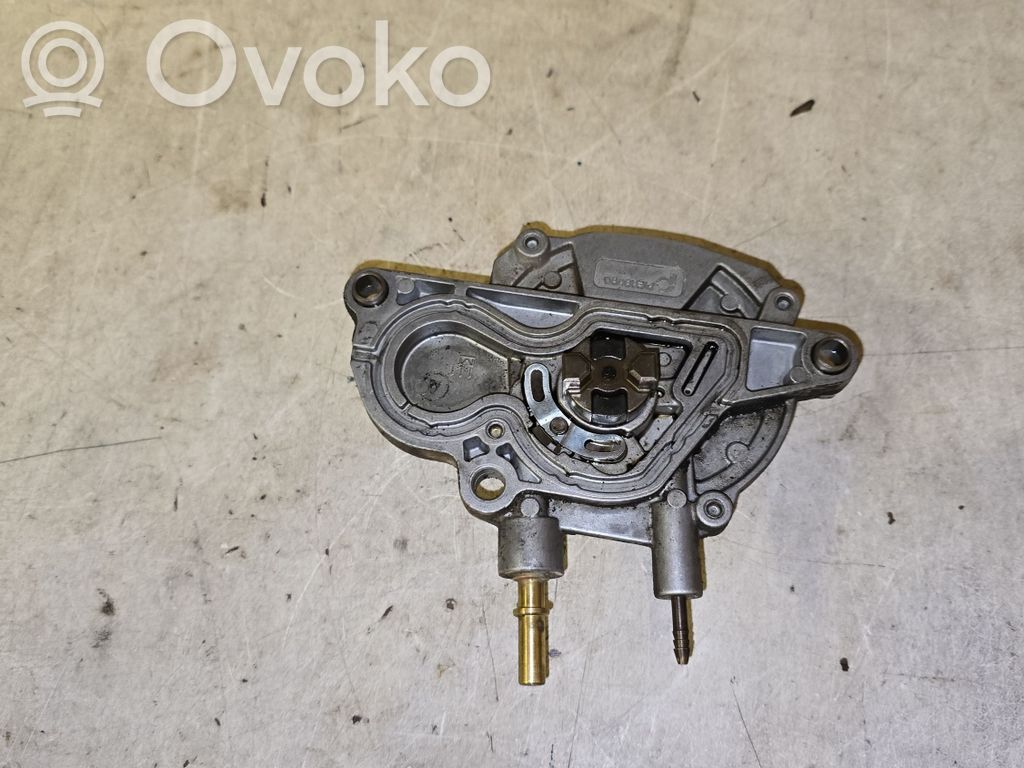 Opel Astra H Bomba de vacío 