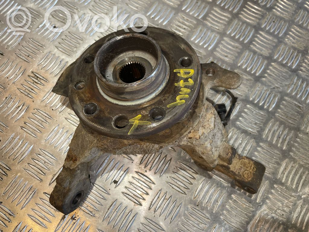 Opel Astra H Piasta koła przedniego 