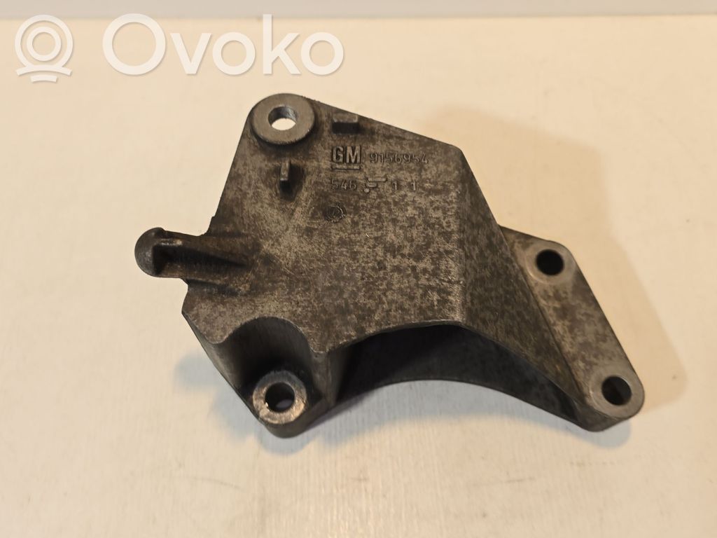 Opel Vectra C Engine mounting bracket 