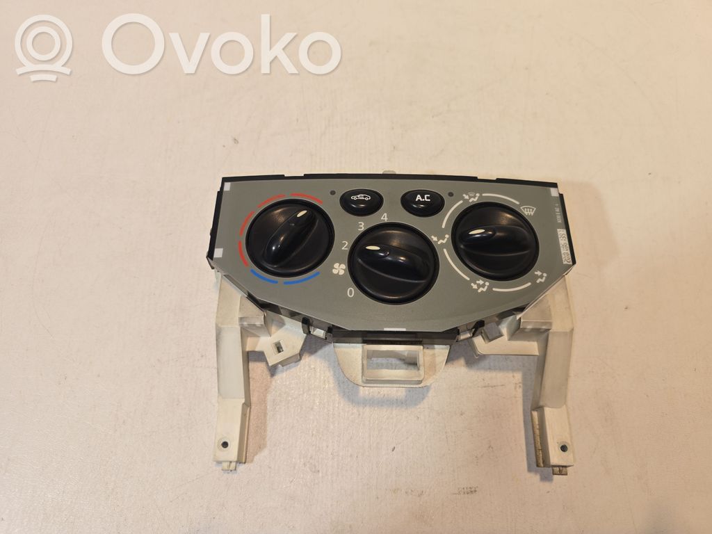 Opel Vivaro Climate control unit 