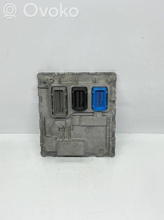 Unidad de control/módulo del motor   12697128,039045703