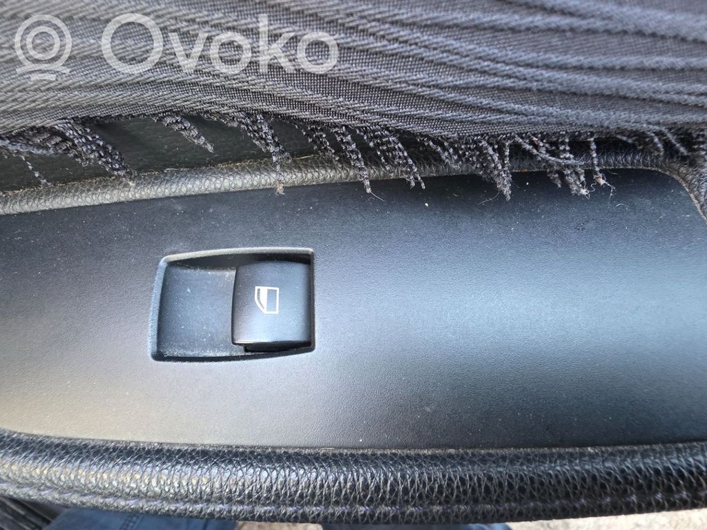 BMW 1 E82 E88 Electric window control switch 