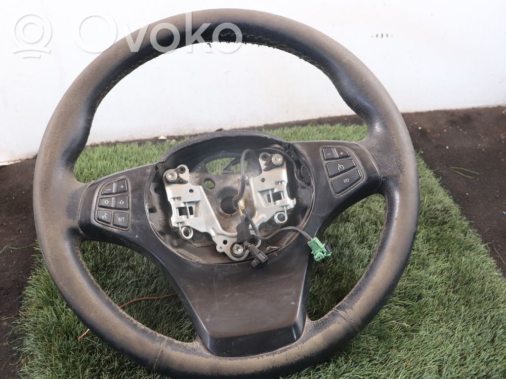 Volant   32303413323