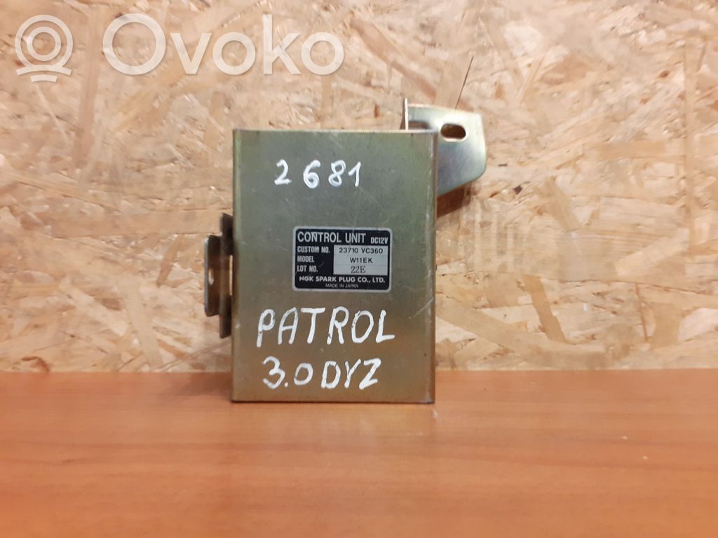 Nissan Patrol Y61 Engine control unit/module 