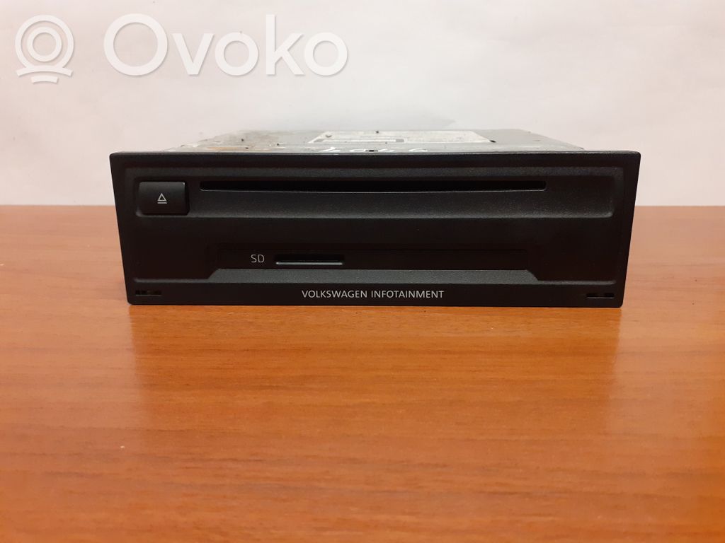 Volkswagen Golf VII CD/DVD-vaihdin 
