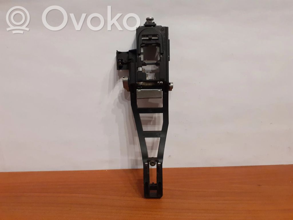 Ford Mondeo Mk III Liukuoven ulkokahva 