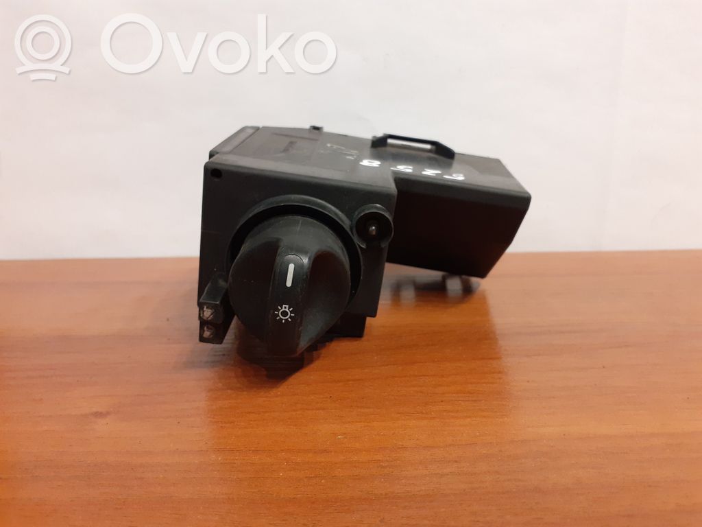 Mercedes-Benz E W210 Light switch 