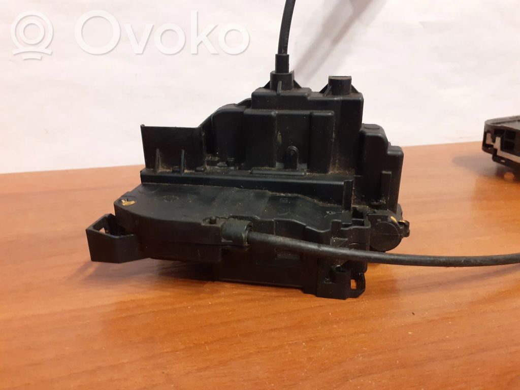 Manecilla interna puerta trasera   6940,806070032R