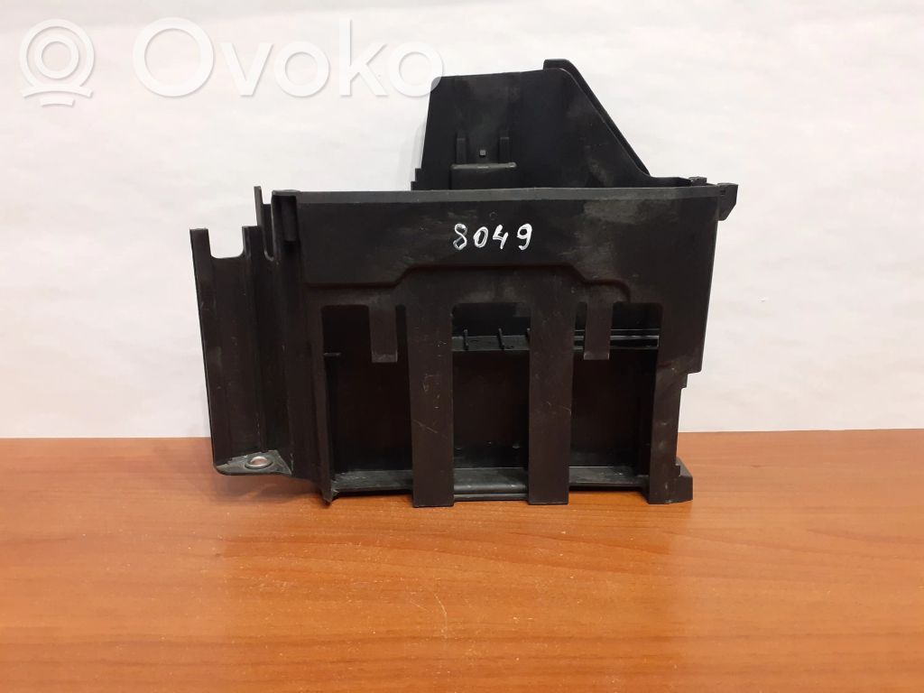BMW 1 F40 Sonstiges Einzelteil Motorraum 