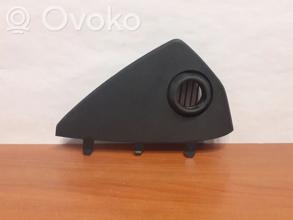 Audi A3 8Y Moldura de la guantera 