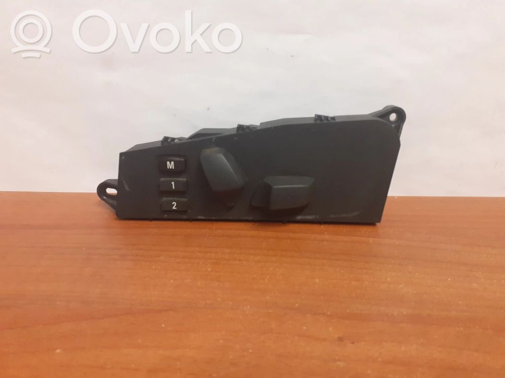 Seat control switch   6950768,8347777,8710