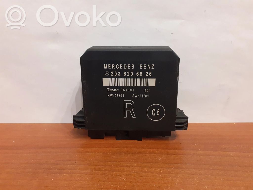 Mercedes-Benz C W203 Durvju vadības bloks 