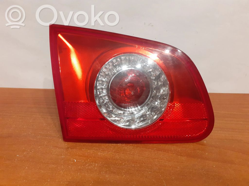 Volkswagen PASSAT B6 Tailgate rear/tail lights 
