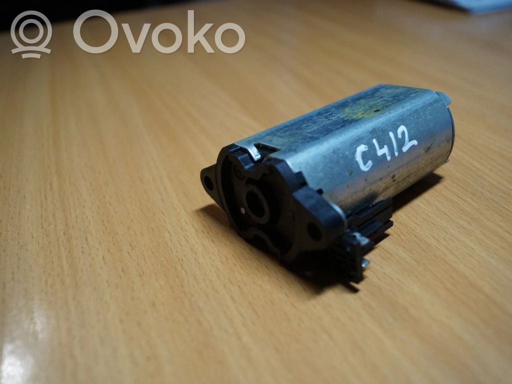 Mercedes-Benz E W212 Motor reglare scaun 