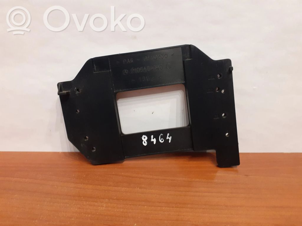 Mercedes-Benz E W210 Other body part 