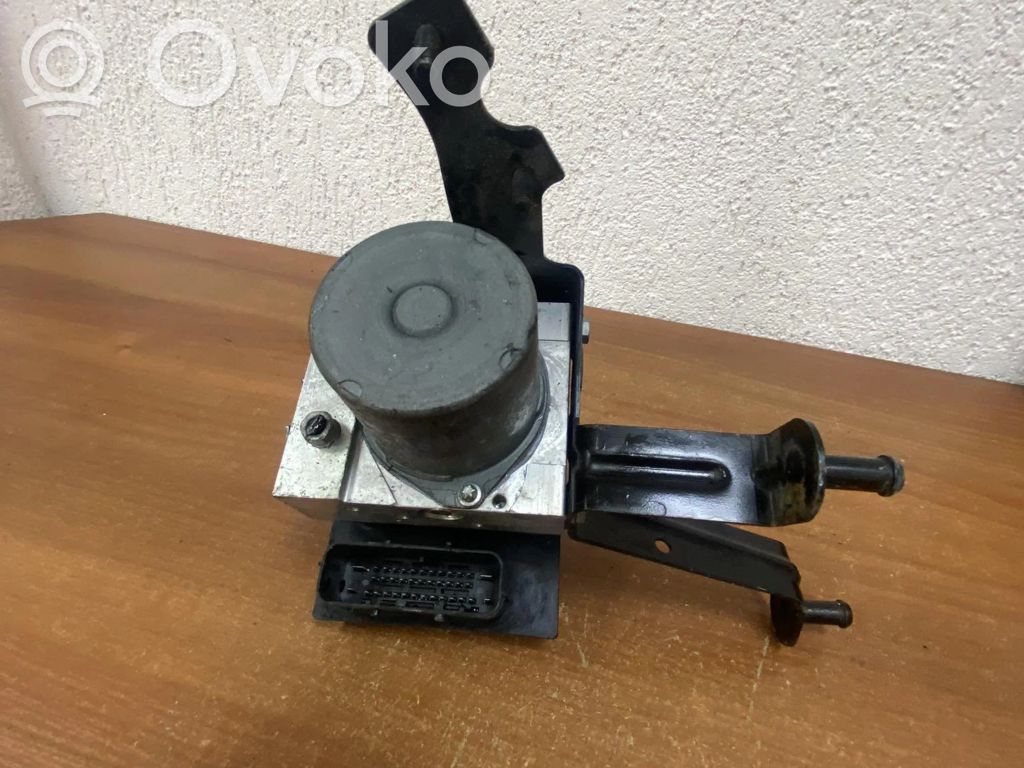 BMW 5 E60 E61 ABS bloks 