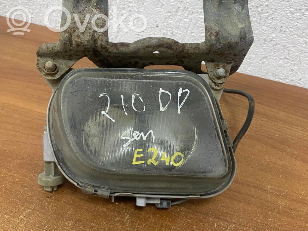 Mercedes-Benz E W210 Front fog light 