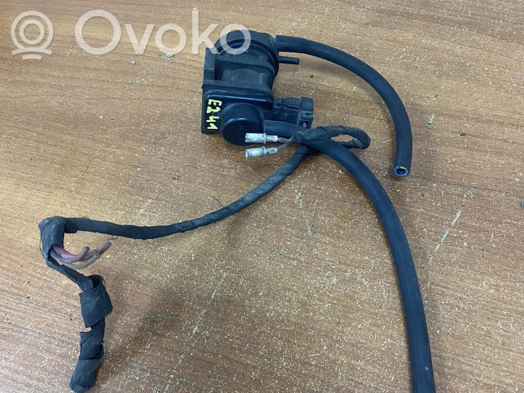 Mercedes-Benz E W210 Turbo system vacuum part 