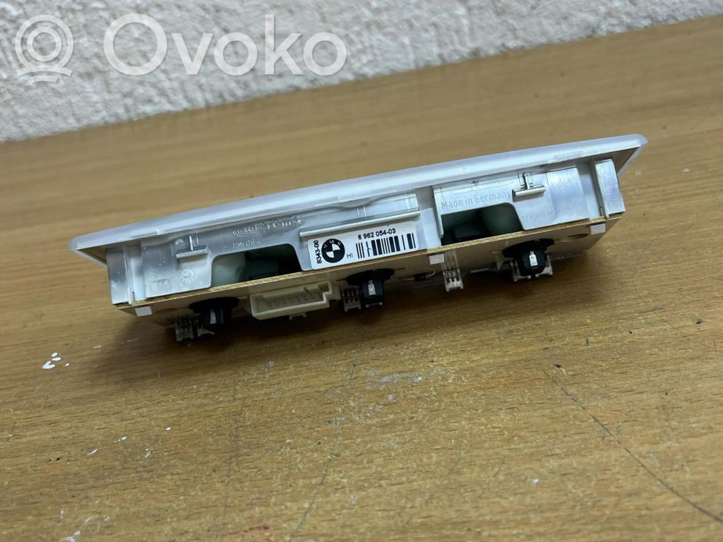 Éclairage lumière plafonnier avant   696205403,F1340