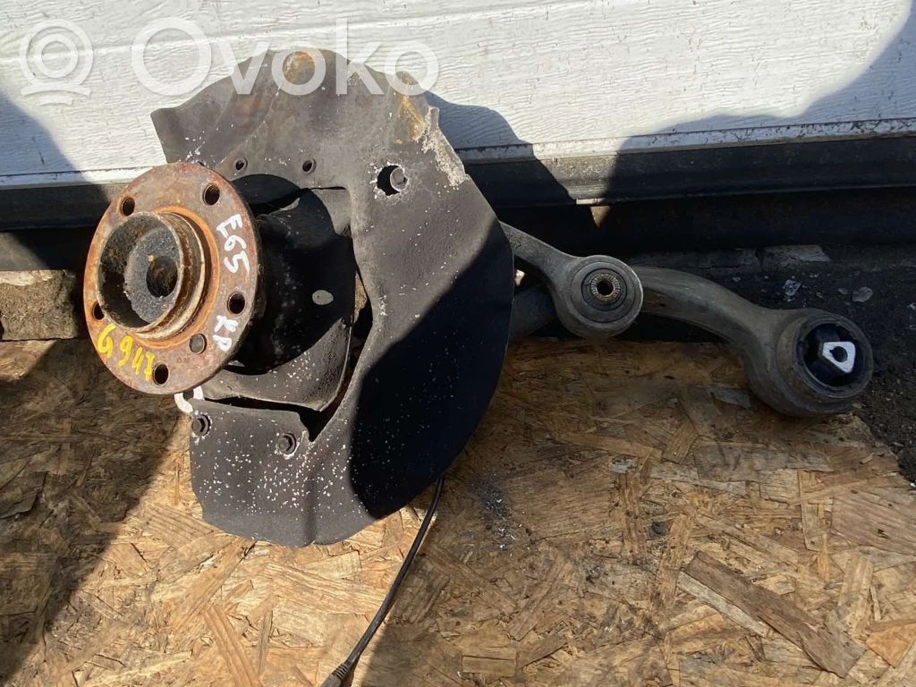 BMW 7 E65 E66 Achsschenkel vorne 