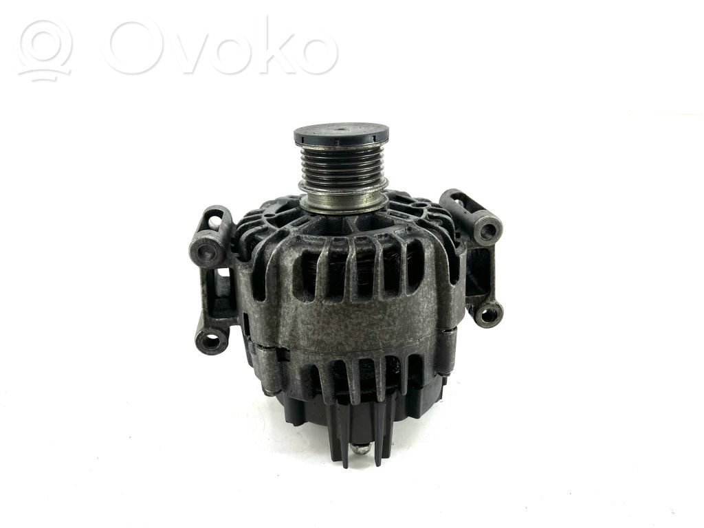 Mercedes-Benz C W204 Alternator 