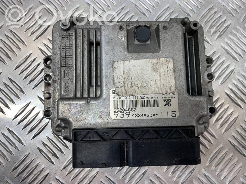 Alfa Romeo 159 Engine control unit/module 