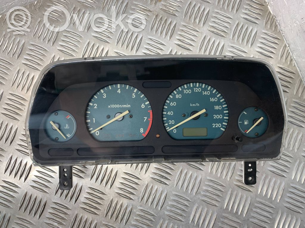 Land Rover Freelander Spidometrs (instrumentu panelī) 