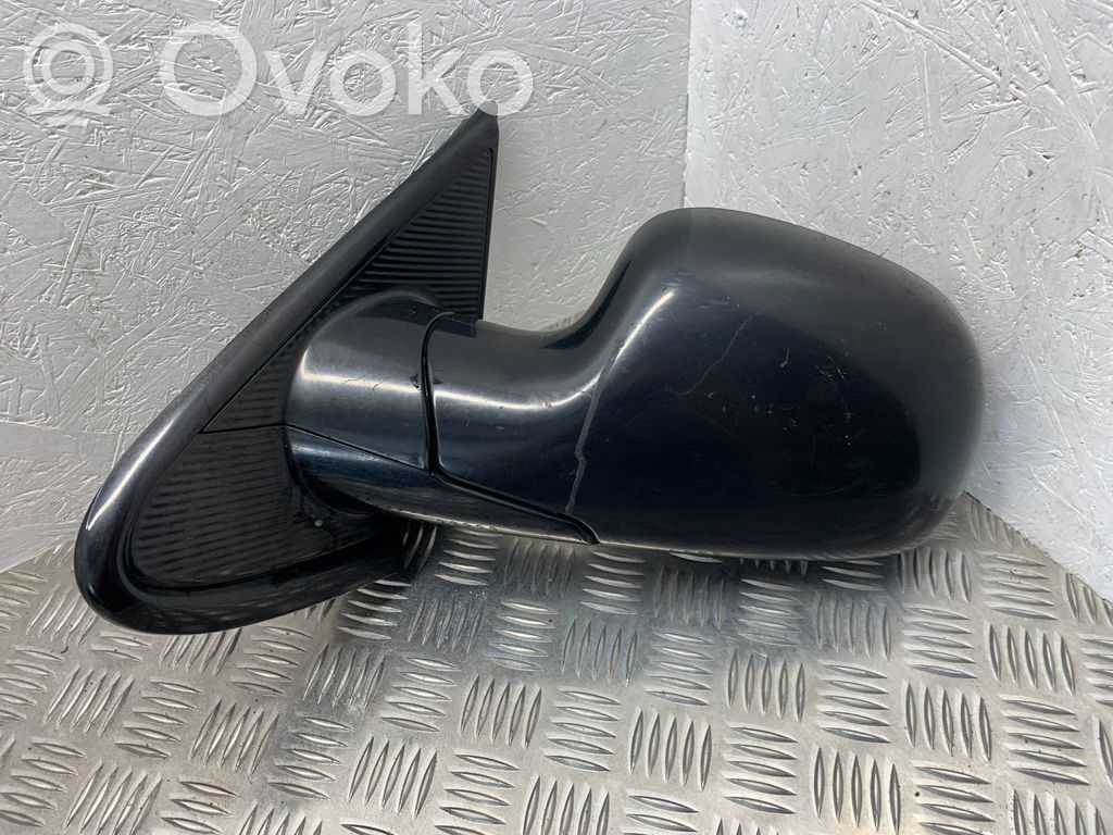 Chrysler Voyager Front door electric wing mirror 