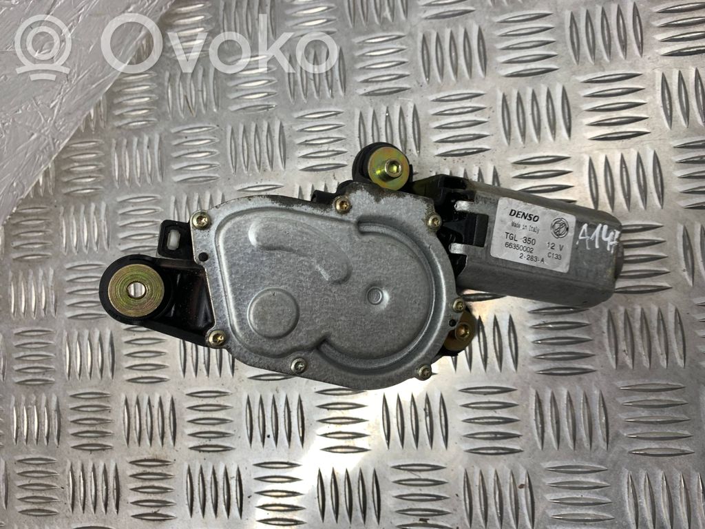 Alfa Romeo 147 Silniczek wycieraczki szyby tylnej 