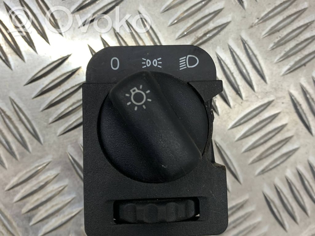 Opel Astra F Light switch 
