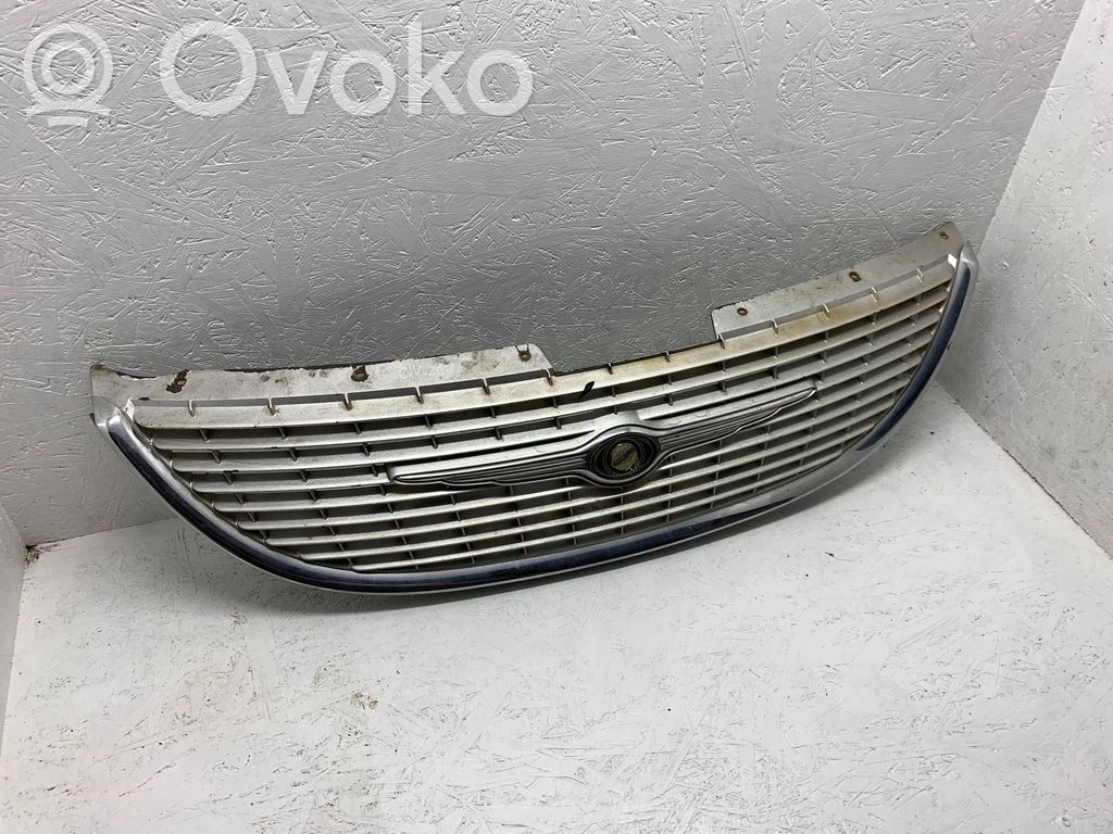 Chrysler Grand Voyager IV Etusäleikkö 