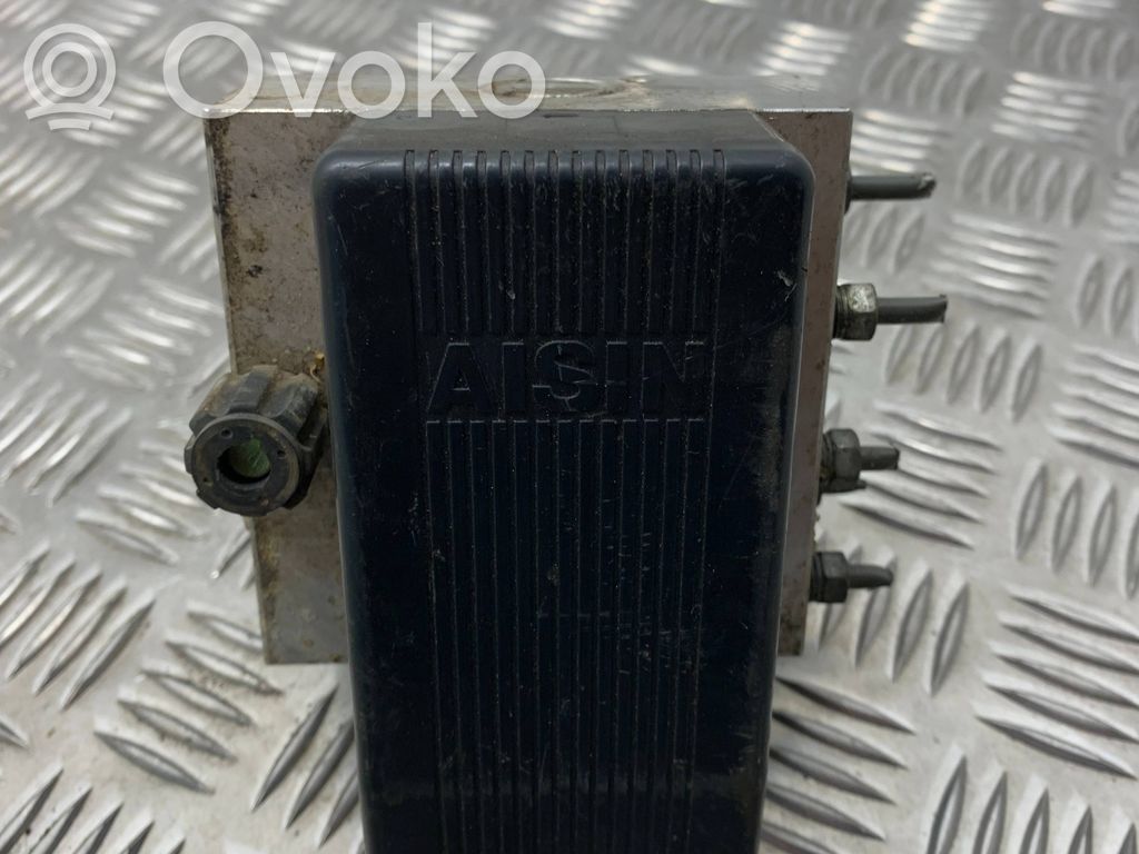 Toyota Land Cruiser (HDJ90) Блок ABS 