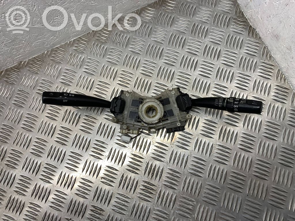 Toyota Picnic Stikla tīrītāja vadības pogas kātiņš 
