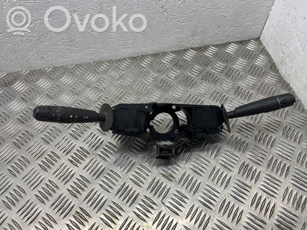 Peugeot 406 Wiper control stalk 