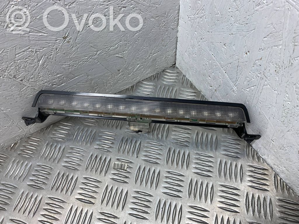 Volvo V70 Third/center stoplight 