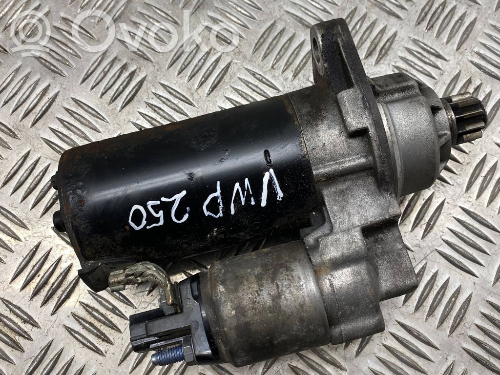 Volkswagen PASSAT B6 Motor de arranque 
