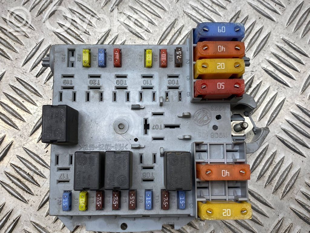 Alfa Romeo 159 Fuse box set 