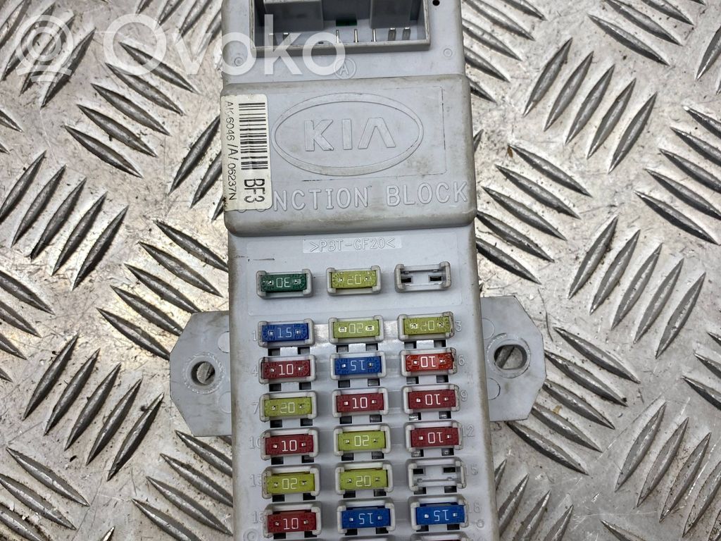 KIA Sorento Módulo de fusible 