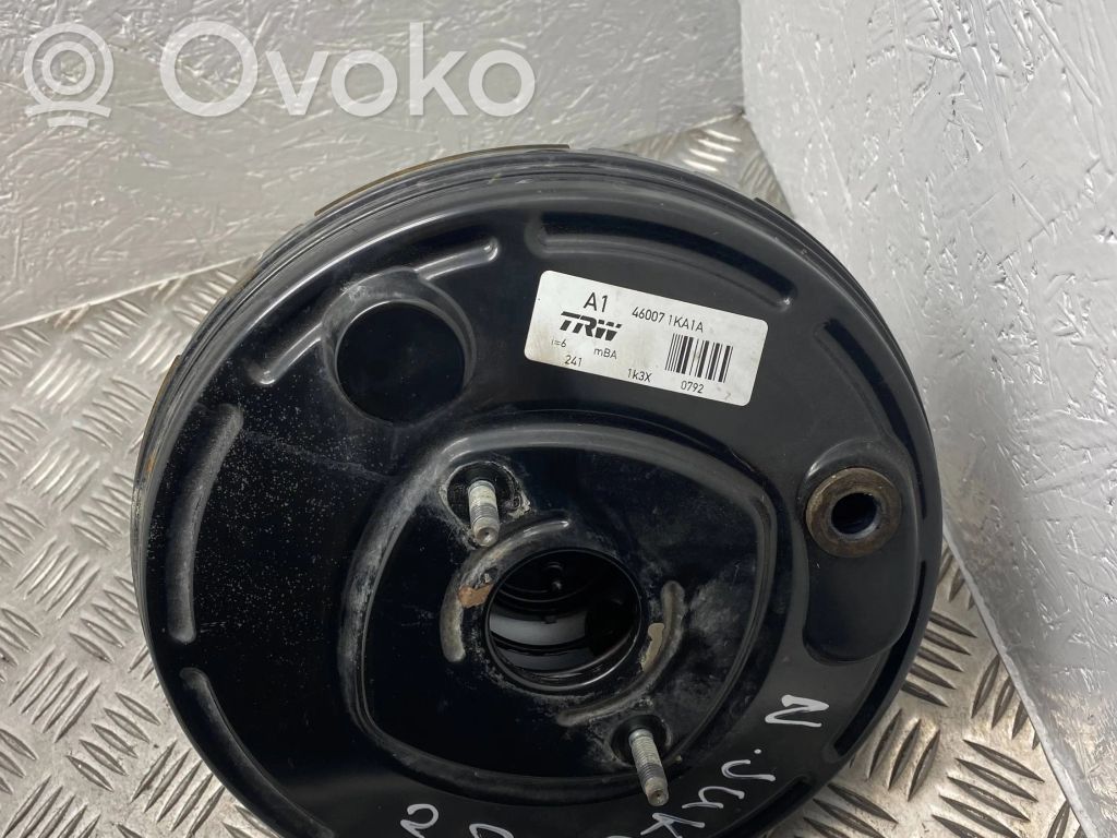 Nissan Juke I F15 Wspomaganie hamulca 