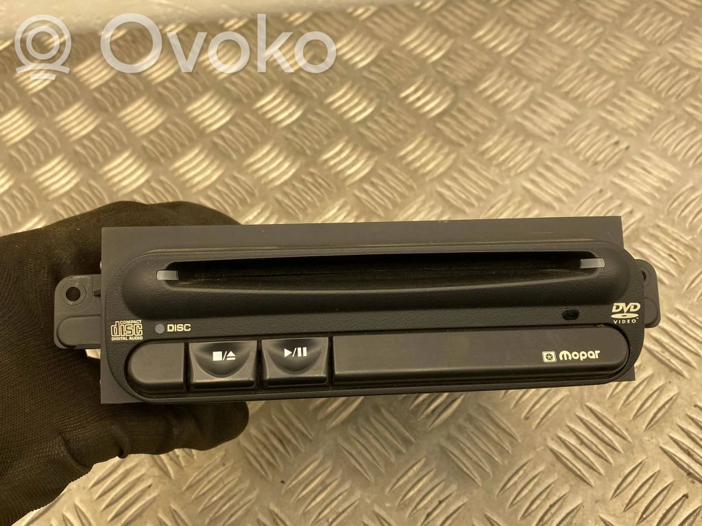Chrysler Voyager CD/DVD mainītājs 