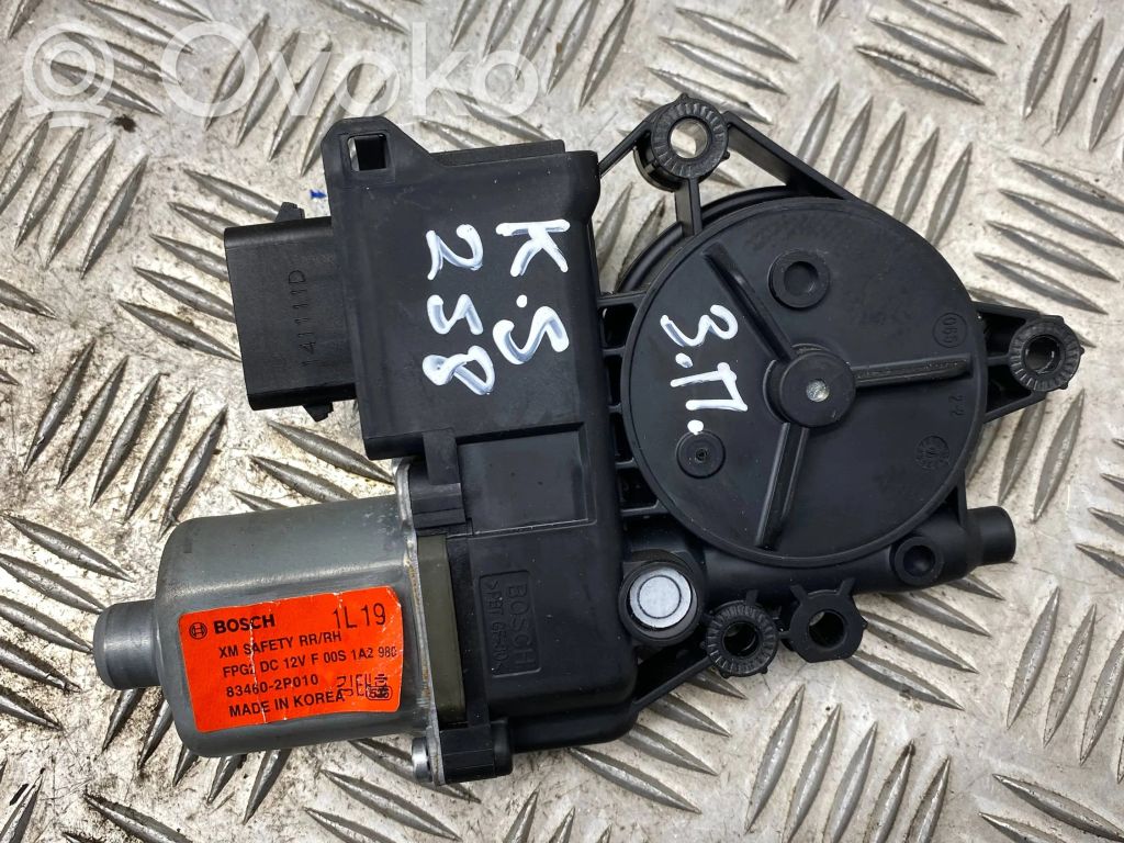 KIA Sorento Takaoven ikkunan nostomoottori 