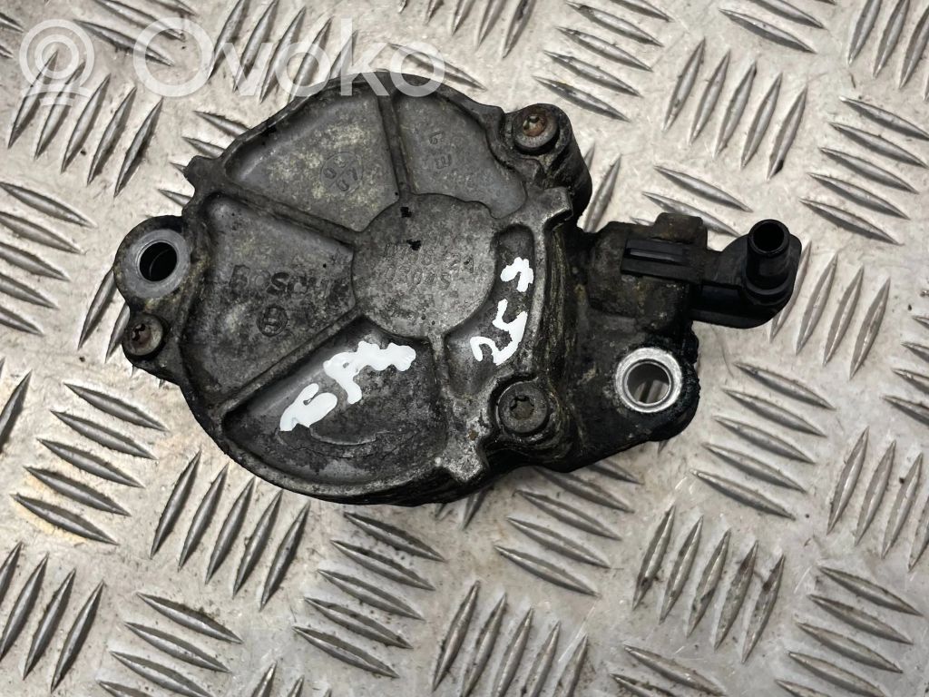 Citroen C4 I Picasso Vacuum pump 