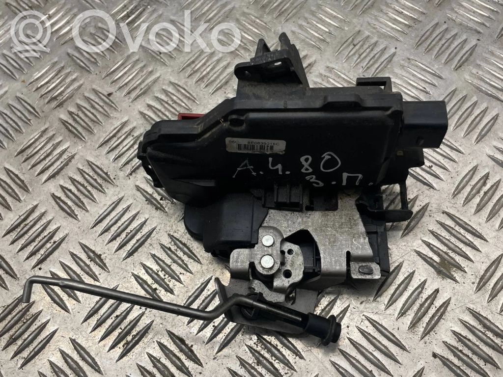 Audi A4 S4 B6 8E 8H Zamek drzwi tylnych 