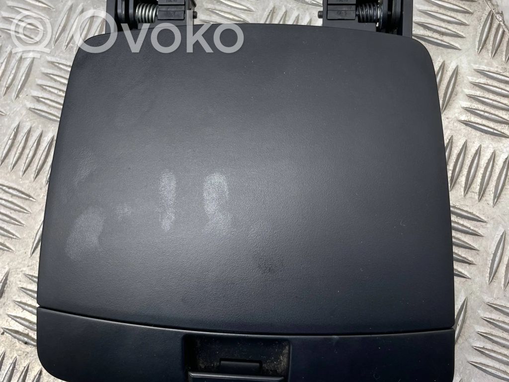 Hyundai i30 Комплект ящика для вещей (бардачка) 