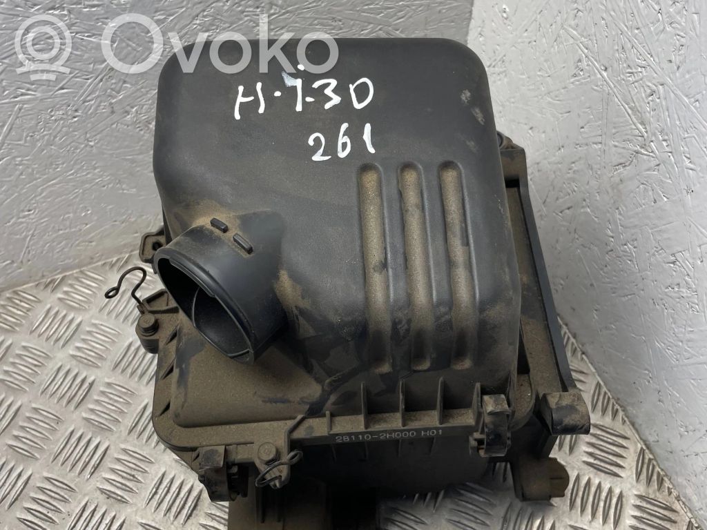 Hyundai i30 Air filter box 