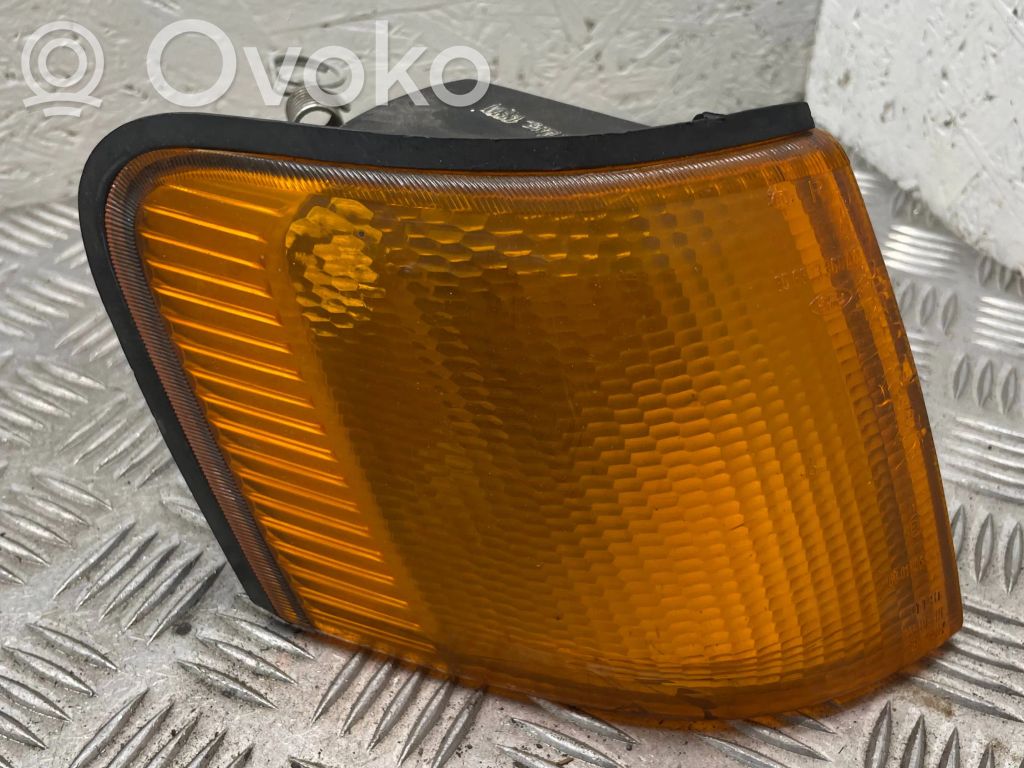 Ford Scorpio Front indicator light 
