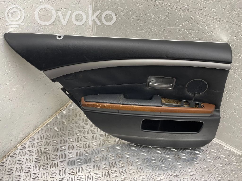 BMW 7 E65 E66 Apšuvums aizmugurējām durvīm 