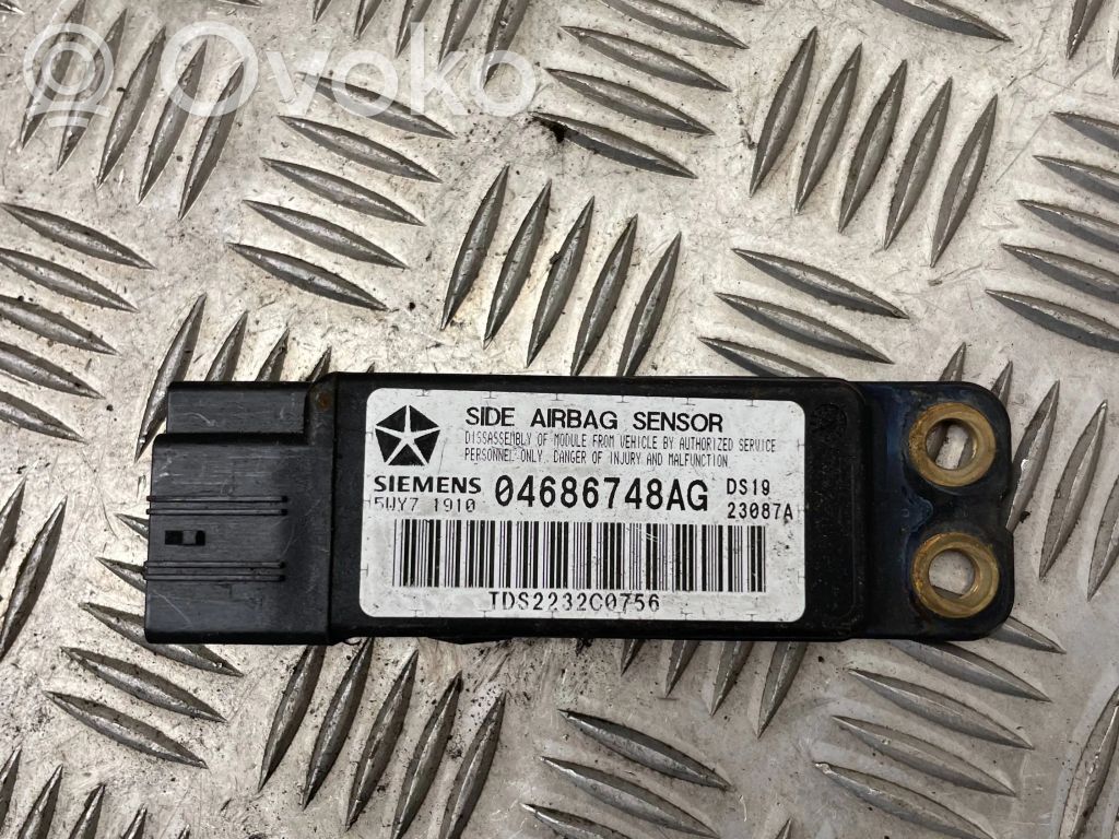 Chrysler Voyager Airbagsensor Crashsensor Drucksensor 