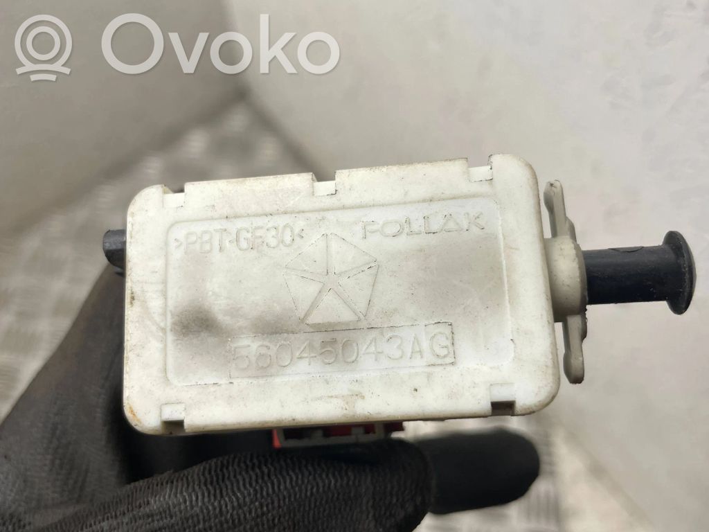 Chrysler Grand Voyager IV Brake pedal sensor switch 